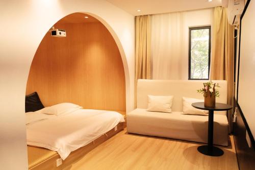 1 queen bed