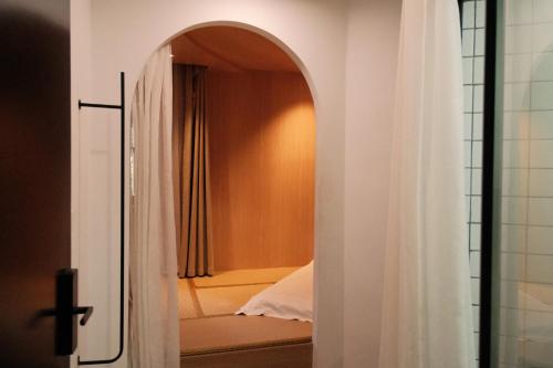 1 queen bed