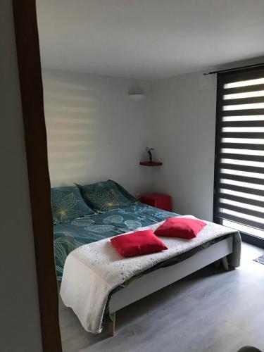 Chambre indépendante privée avec salle de bain