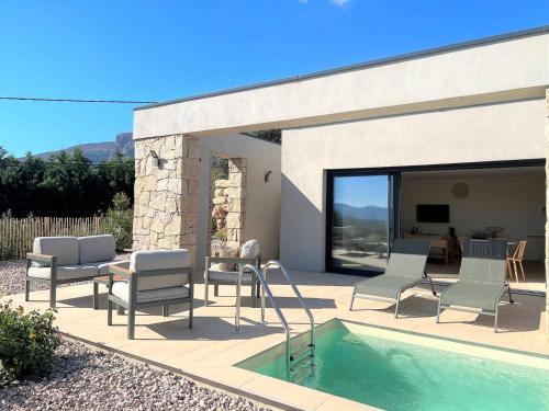 Casa di Bà - villa 2 chambres avec piscine à 10 minutes des plages