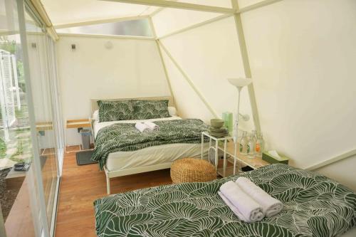 Over Easy Glamping Site