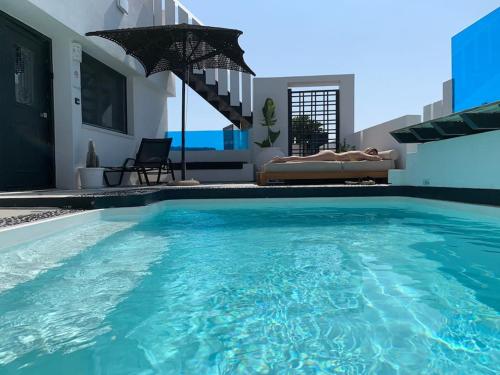 Smaris Collection Luxury villas/Cosmopolitan villa,heated pool