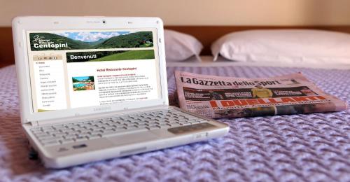 Albergo Centopini - Tap to explore photos