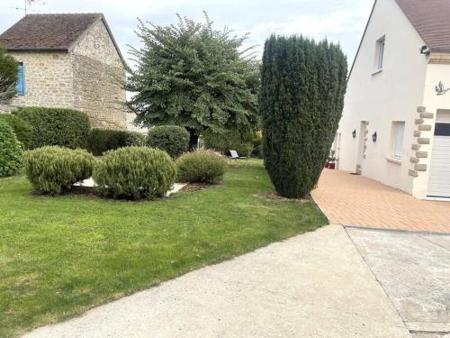 Grand studio 40 m2 , CONFORT ,lumineux, calme, agréable , 2 personnes