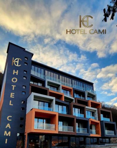 Hotel Cami Debar