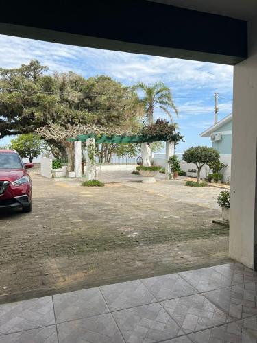 Linda casa para temporada em FRENTE A PRAIA em São Lourenço do Sul (Linda casa para temporada em FRENTE A PRAIA em Sao Lourenco do Sul) in Sao Lourenco do Sul