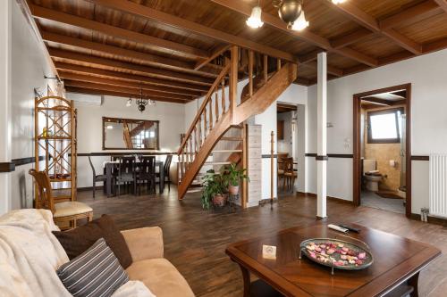 Angi&George house, Atény