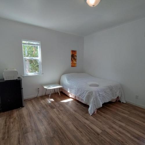 B&B Palo Alto - Lovely studio, walking to Stanford, quiet, convenient, w/ free parking - Bed and Breakfast Palo Alto