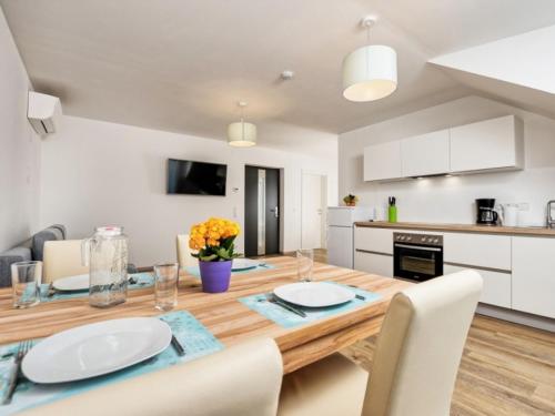  Apartment Elisabeth by Interhome in Egg am Faaker See