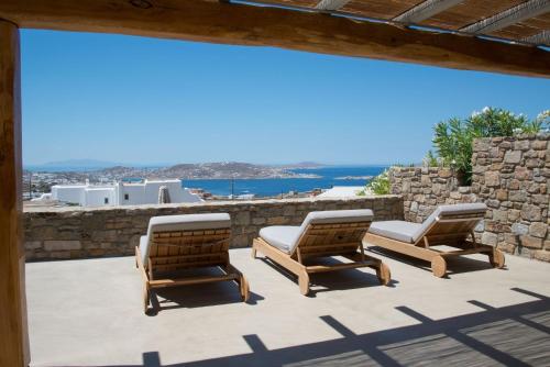 Luxury Mykonos Villa - Stunning Seaviews - 4 Bedrooms - Jacuzzi - Agia Sofia Villa - Location, gîte - Tourlos