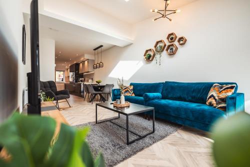 Luxurious 3 Bed Home, Free Parking, Manchester (photo 9)