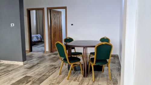 Instalaciones, Toilcam in Buea