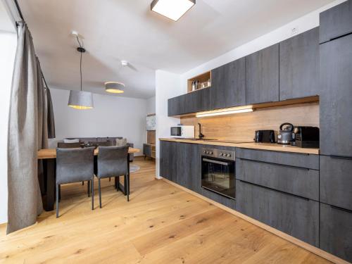  Apartment Comfort Bergblick 13 by Interhome in Söll