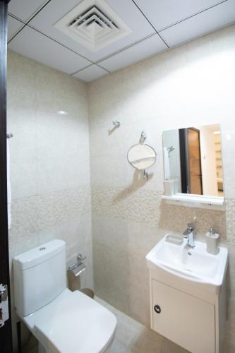 Luxury 2BD Apt in AJMAN, FREE Parking, NEAR Beach