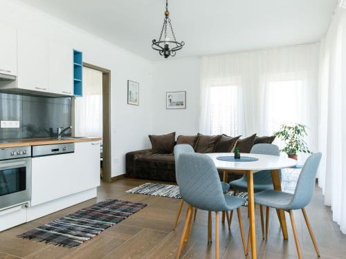 Apartment Johann 2 by Interhome