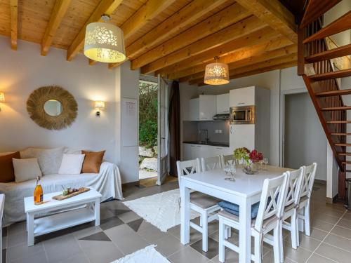 Villa Le Château de Kergonano-5 by Interhome