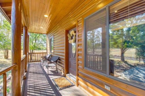 Pet-Friendly Show Low Cabin with 1-Acre Fenced Yard!