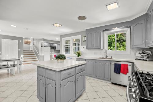 Spacious Gulf Beach Home Spacious Gulf Beach Home