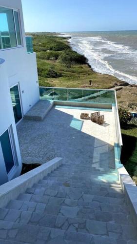 dhozt Punta Cangrejo 4 BR Beach Townhouse. Juan De Acosta