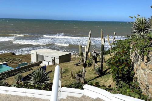 dhozt Punta Cangrejo 4 BR Beach Townhouse. Juan De Acosta