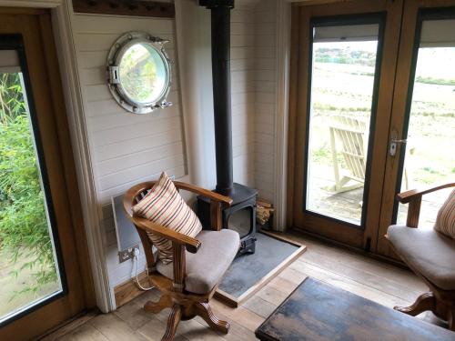 The Goods Wagon, private garden and stunning views in Lesbury