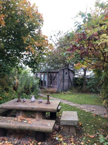 The Goods Wagon, private garden and stunning views in Lesbury