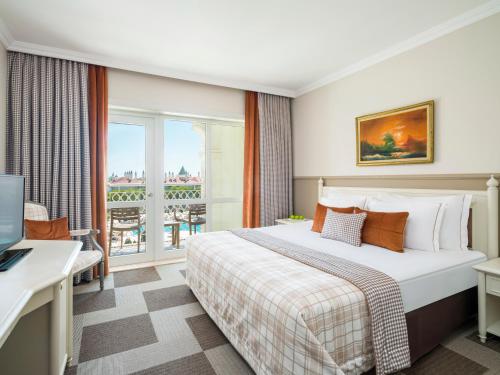 2 bedrooms, 3 beds