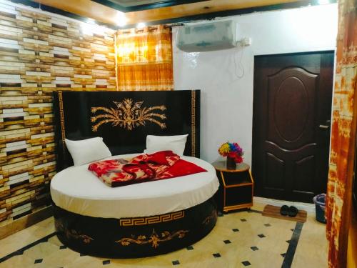 1 queen bed