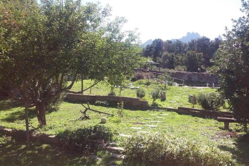 I Sugheri, country house con Piscina