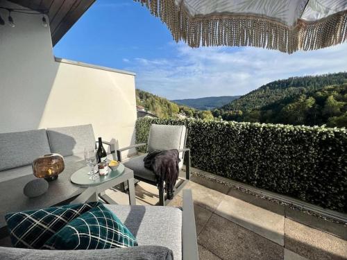 Wohnen im Schwarzwald mit Panoramablick - Apartment - Bad Herrenalb