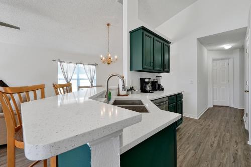 Bikini Bottom by VillaDirect – Kissimmee, FL