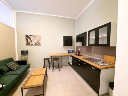  One bedroom appartement with lake view terrace and wifi at Arona 1 km away from the beach in 28041 Arona