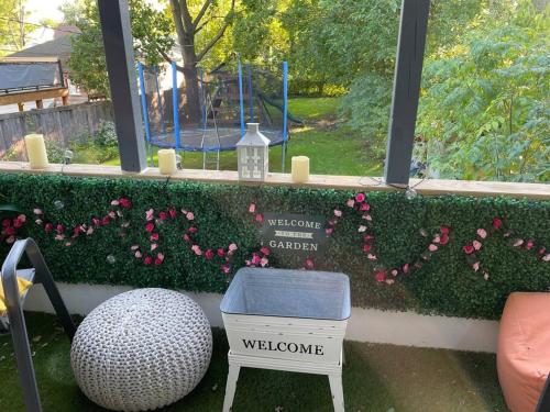 Cozy & comfy w/free parking & W/D in Oak Park, USA