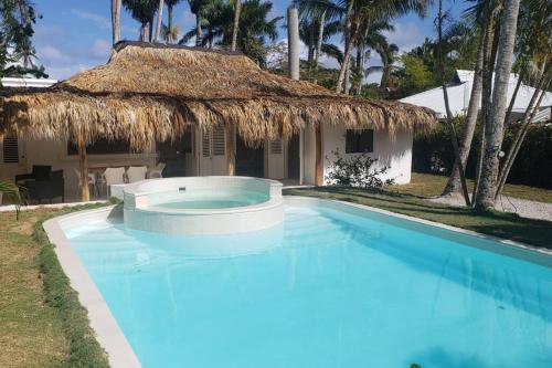 SO NICE Villa Las Terrenas near Ballenas Beach