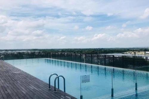 Champs Elysees by Landmark @ Kampar Champs Elysees by Landmark @ Kampar