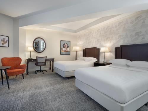 2 double beds