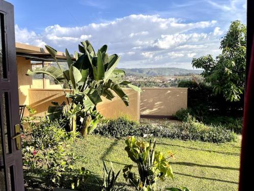 B&B Kigali - Nature Lover's Private Flat - Bed and Breakfast Kigali