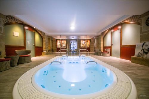 Spa, Mercure Moulins Centre - Hôtel de Paris in 穆蘭