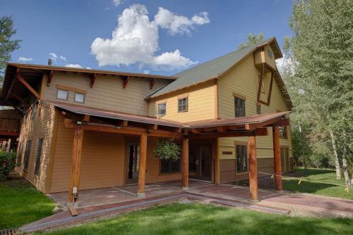 3 Bedroom Condo- Blackfoot 322 in Driggs, USA