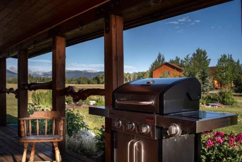 4 Peaks Teton Views Log Cabin - Close to Stellar 4 Peaks Teton Views Log Cabin - Close to Stellar