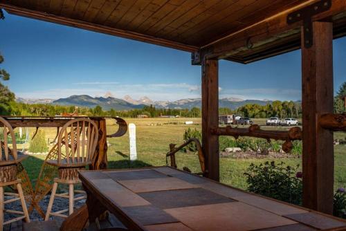 4 Peaks Teton Views Log Cabin - Close to Stellar 4 Peaks Teton Views Log Cabin - Close to Stellar