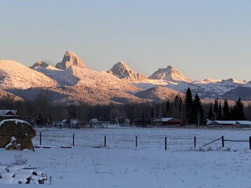 4 Peaks Teton Views Log Cabin - Close to Stellar 4 Peaks Teton Views Log Cabin - Close to Stellar