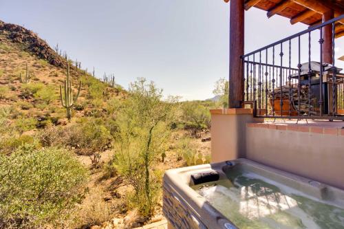 El Diamante Mtn-View Casita with Private Jacuzzi! - image 7