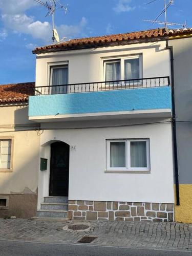 Viesnīcas āriene, Caminho da Vila moradia. in Alkainsa