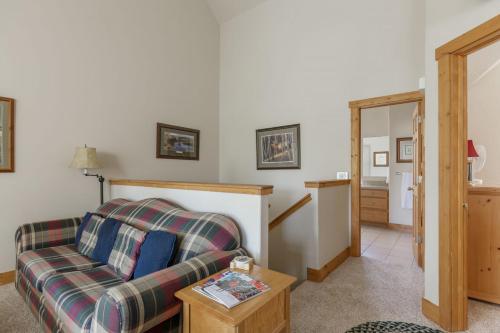 Cozy 2 level townhome with scenic views, in Driggs, USA