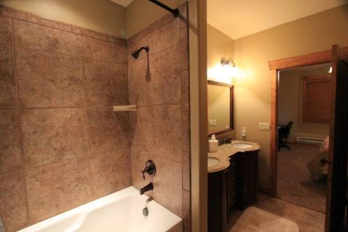 First Floor Buffalo Junction Condo in Driggs, USA