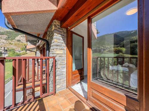 Barthe Holidays I Gran apartamento en el pueblo de Pal 8PAX I Terraza, Vistas al valle, Ideal para f in 帕爾