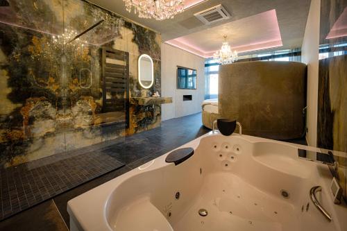 Pezsgőfürdő, AGORA Tournai Wellness Suites Grand-Place in Tournai