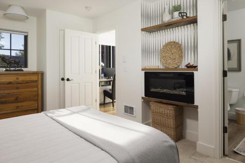 Tailwind Cabin Creek Front - Close to Targhee Tailwind Cabin Creek Front - Close to Targhee