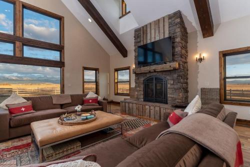 Postcard Views, Teton Valley Id in Tetonia, USA
